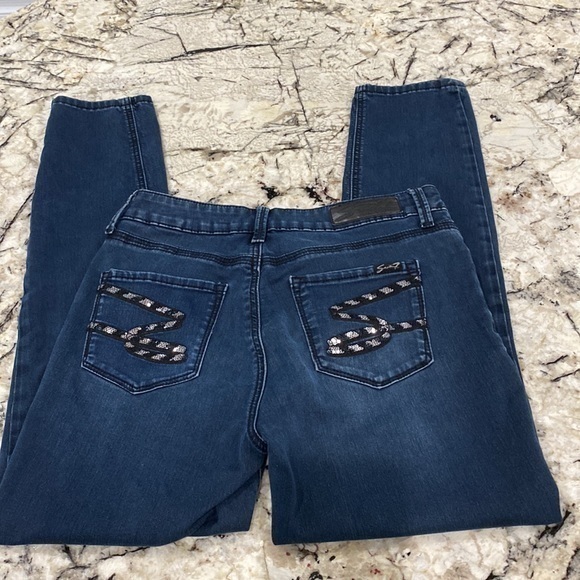 Seven7 Slimming‎ Skinny Jeans y2k with sparkly sequins on back pockets - Picture 3 of 9